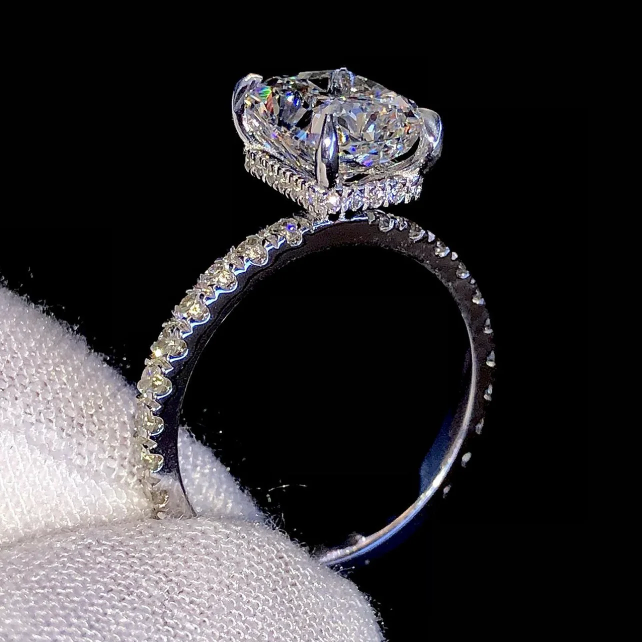 14K or 18K Solid Gold 1ct 2ct Moissanite Diamond Engagement Ring - Image 2