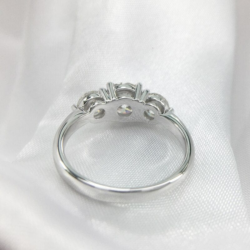 6.5mm 925 Sterling Silver Moissanite Diamond Engagement Ring - Image 3