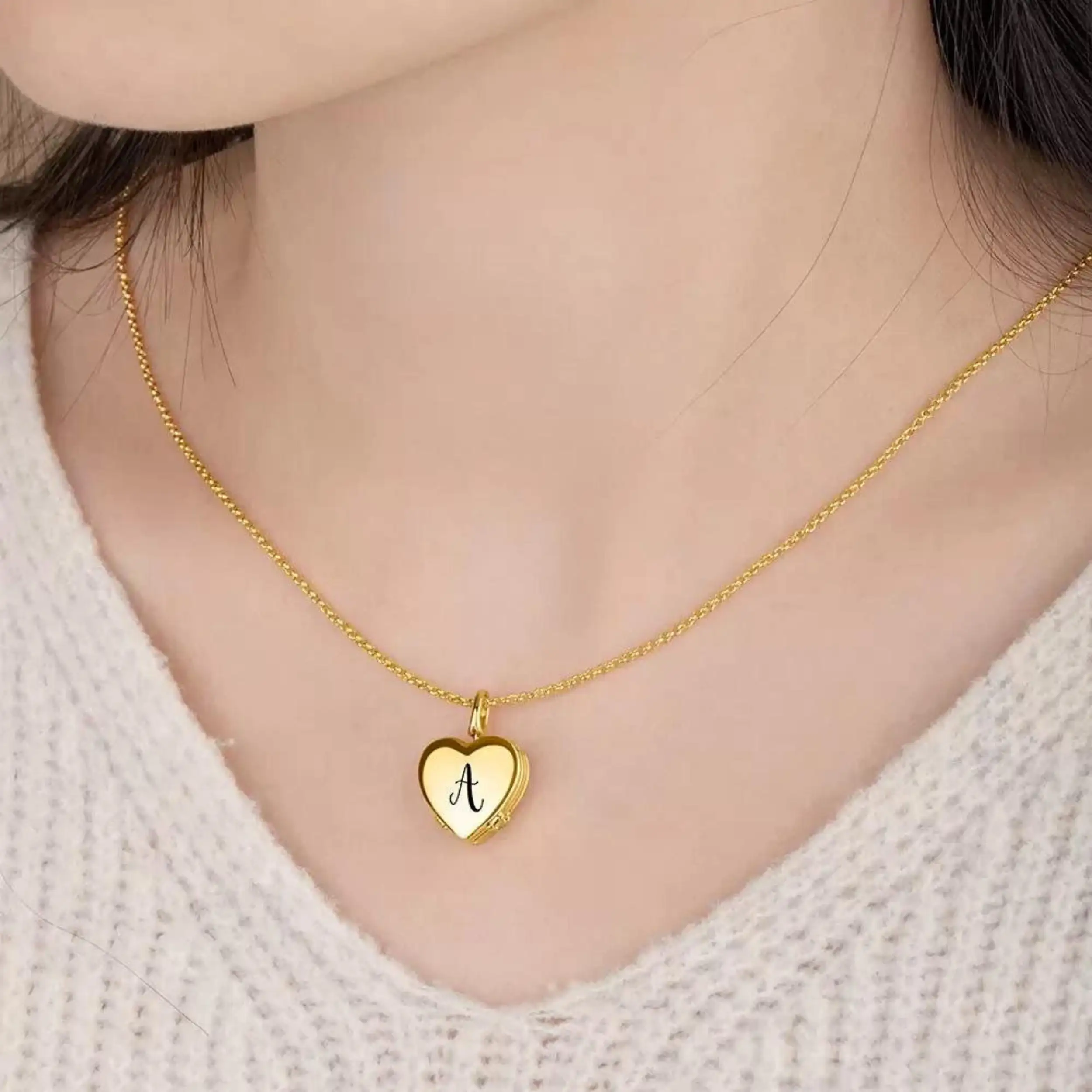 Custom Family Photo Locket  Engraved Name Pendant - Image 8