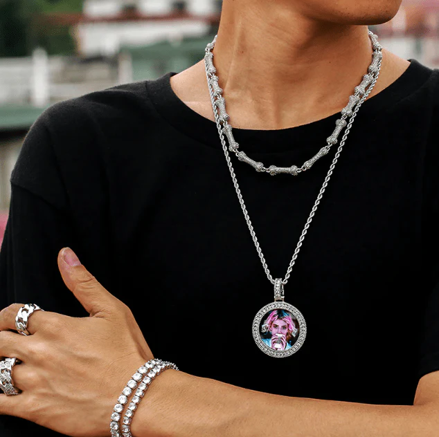 Custom Round Diamond Photo Pendant + FREE Name engraving - Image 3