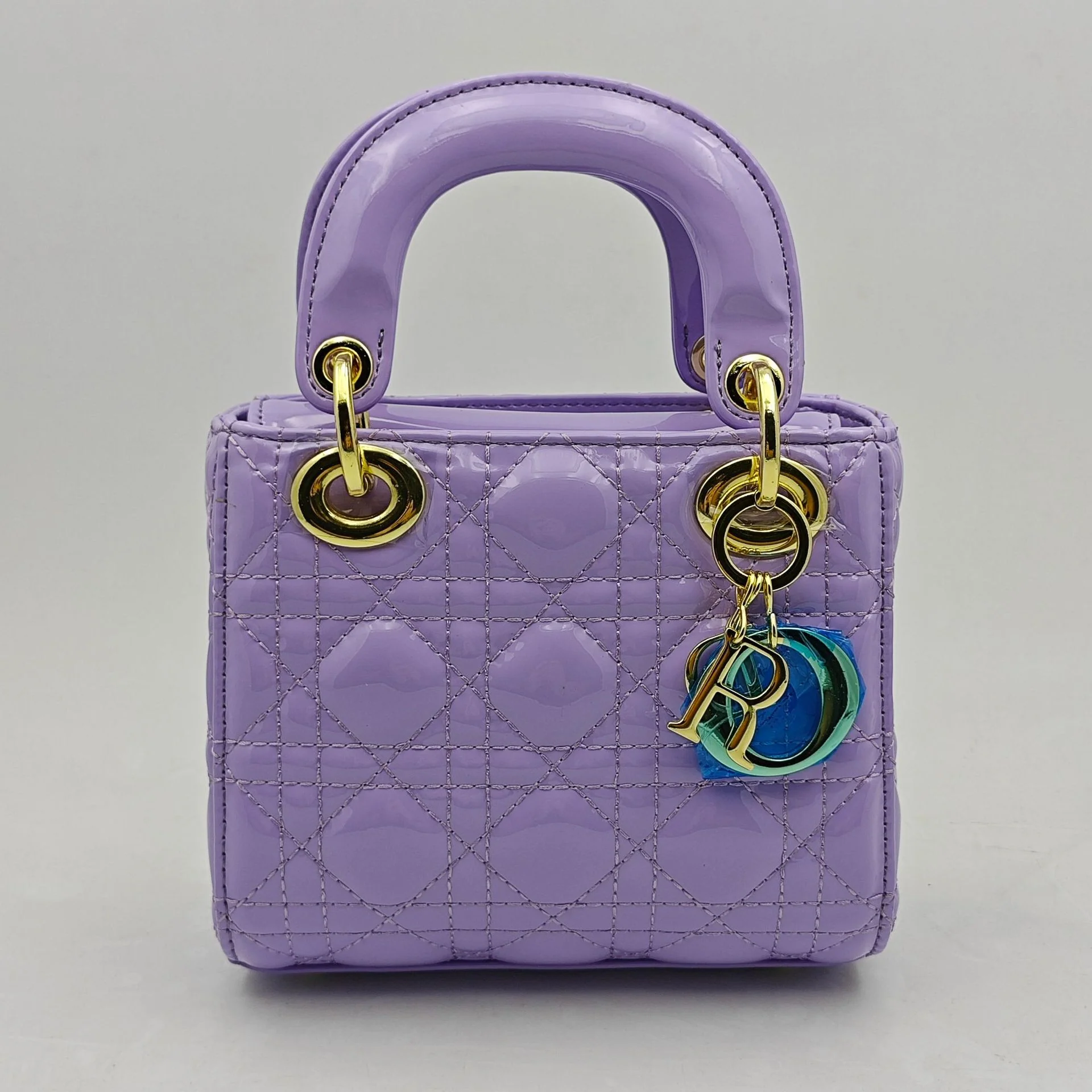 Diana Iconic Three-Frame Small Leather Handbag - Image 2