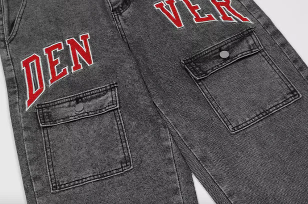 Embroidered Baggy Jeans - Image 5