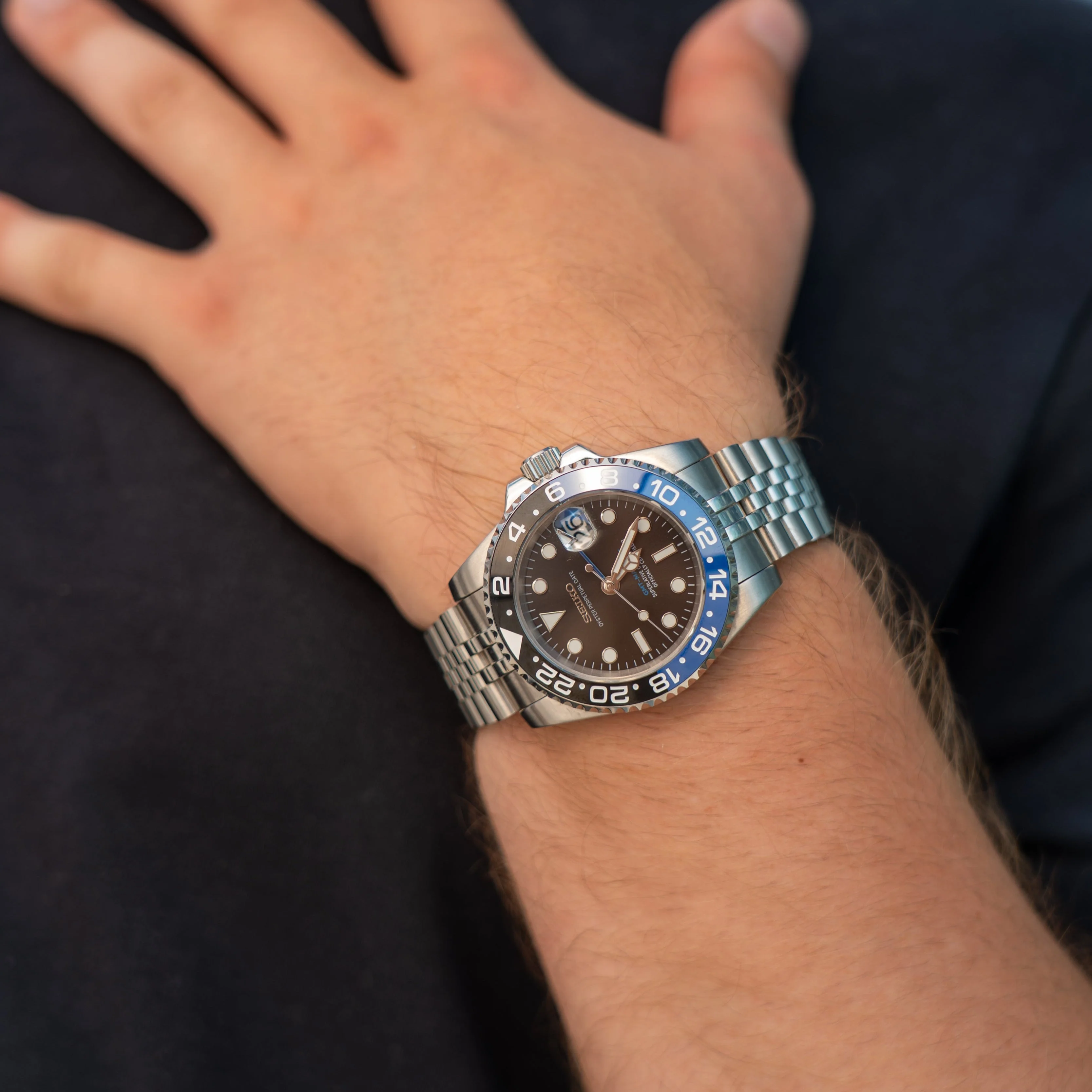 Seiko Mod GMT - Batgirl - Image 6