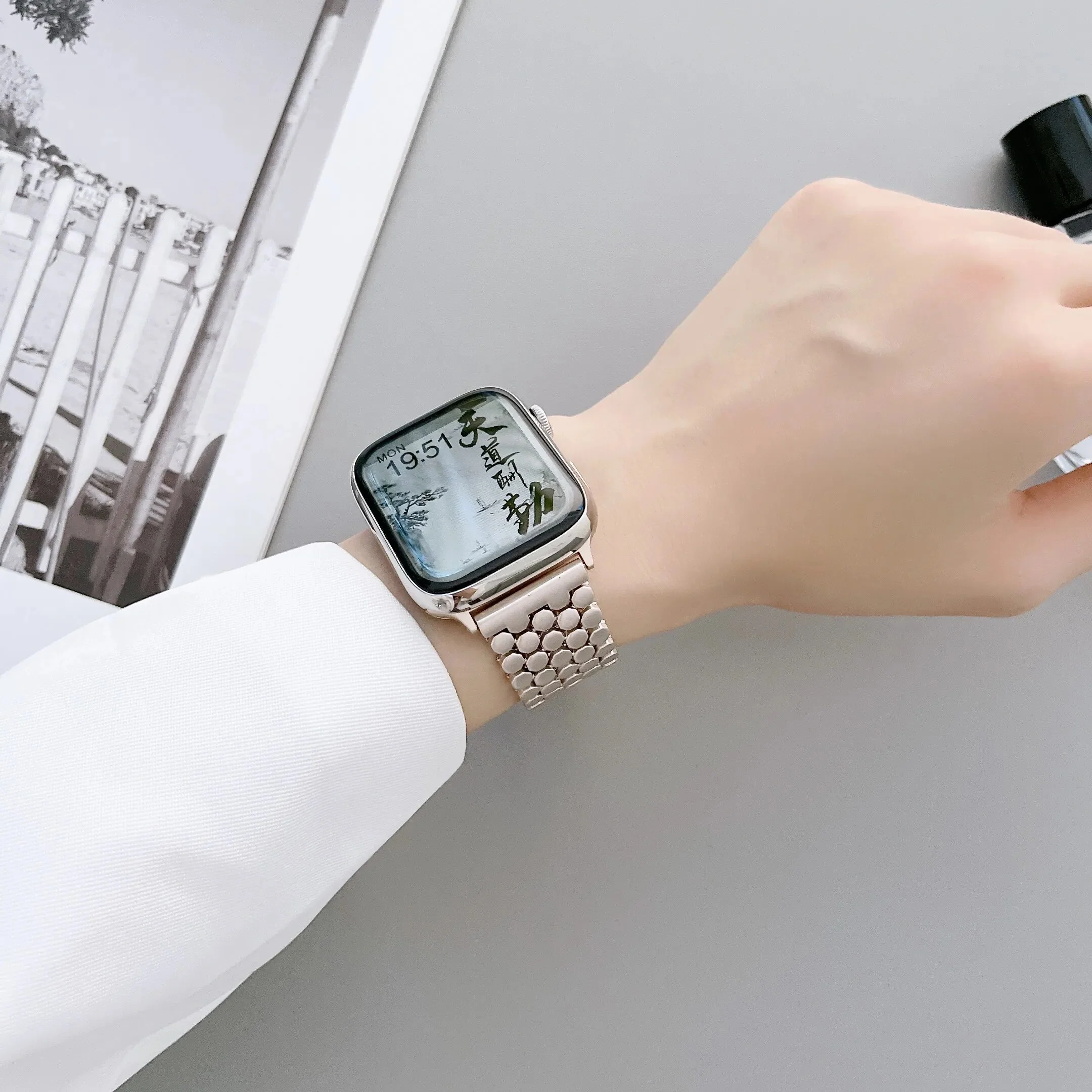Honeycomb Apple Watch Band - Image 9