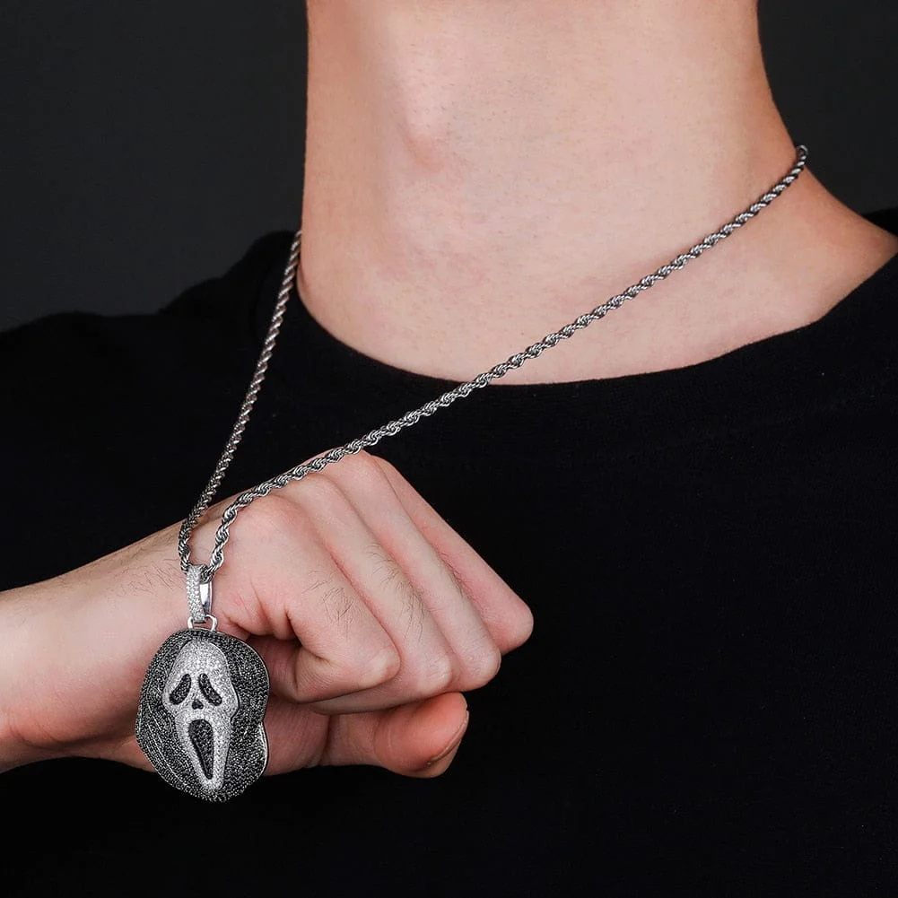 Iced Black Skull Pendant chain - Image 8