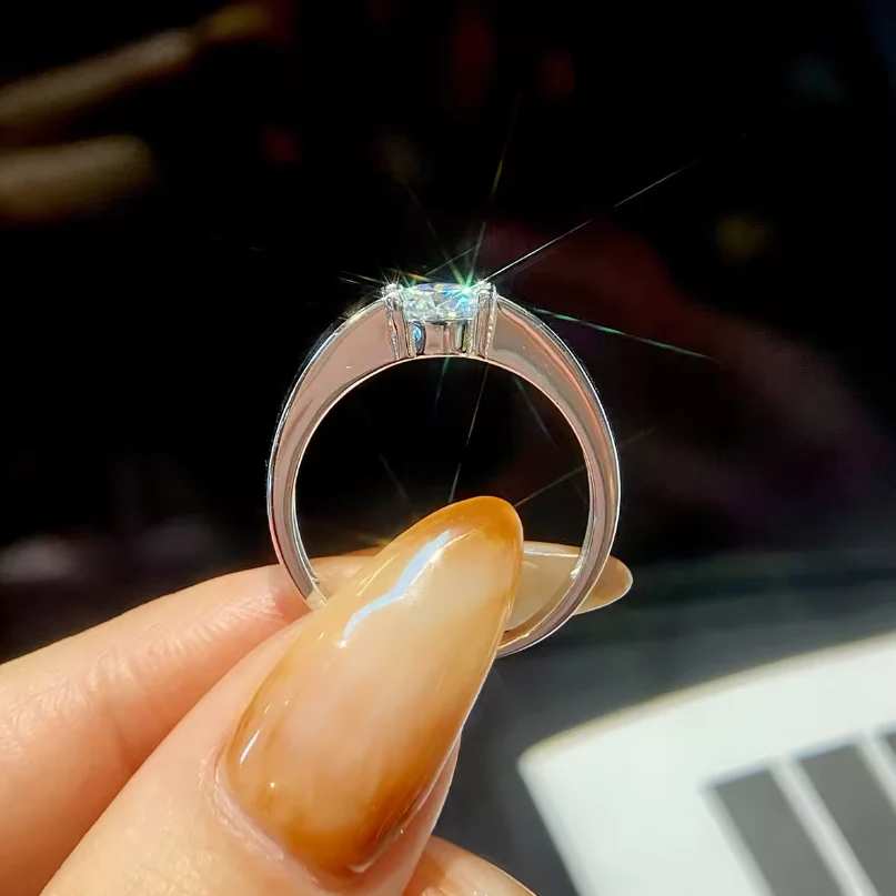 Minimalist 1CT 925 Sterling Silver Moissanite Ring - Image 2