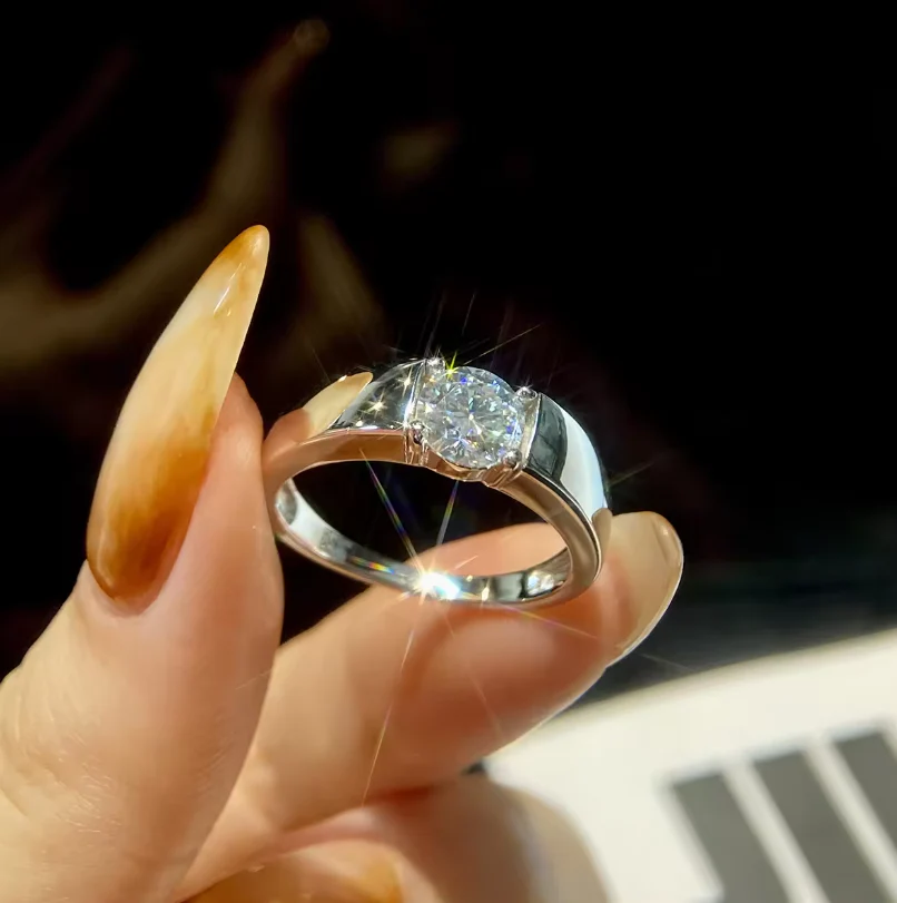 Minimalist 1CT 925 Sterling Silver Moissanite Ring - Image 3