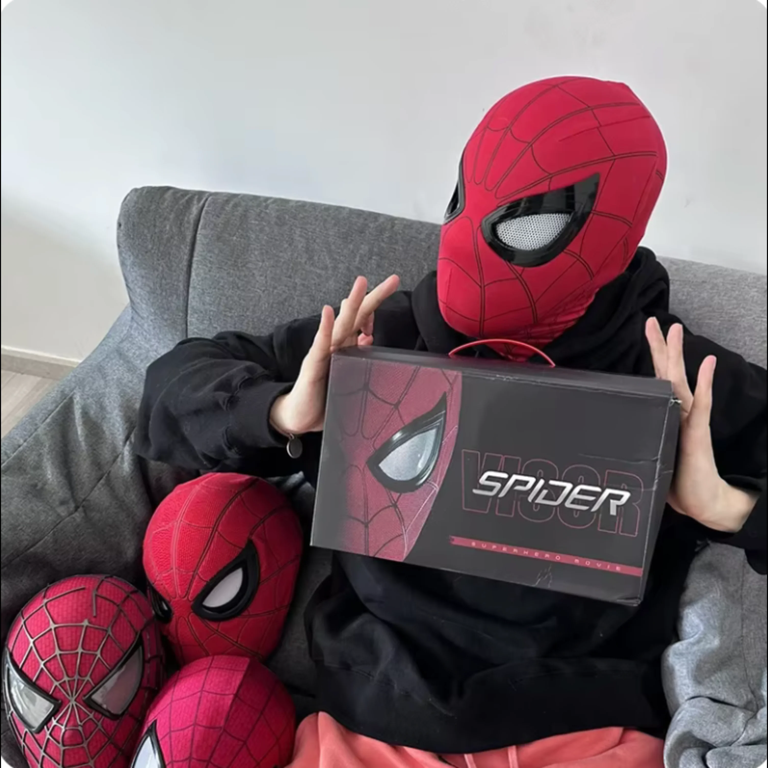 Spiderman Winking Mask - Image 5