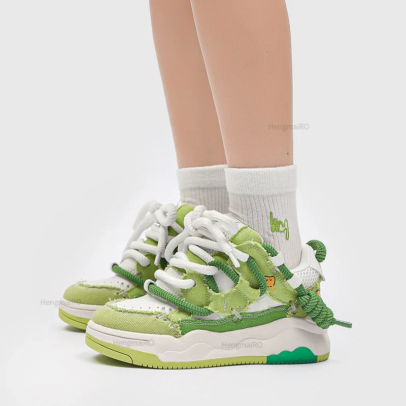 Retro Classic Shoes - Image 3