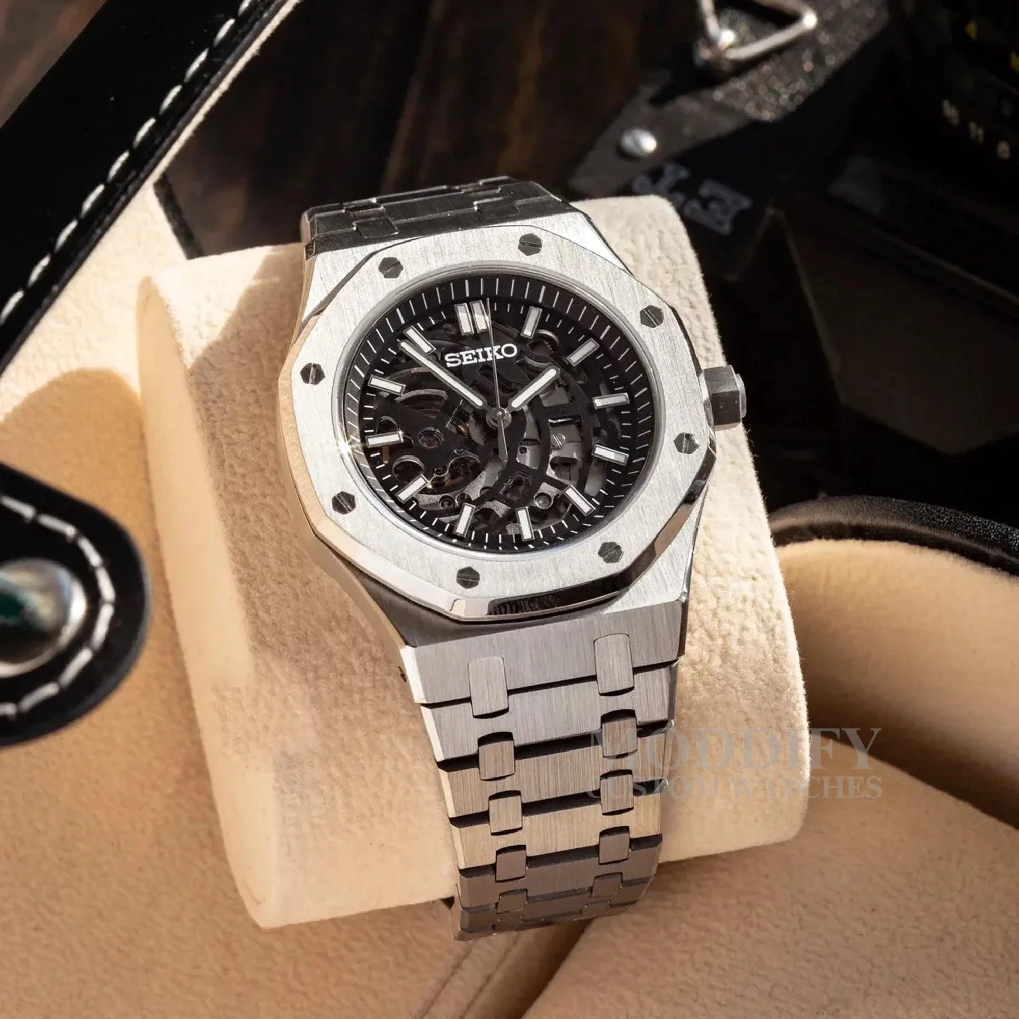 Royal Seikoak - Skeleton - Image 5