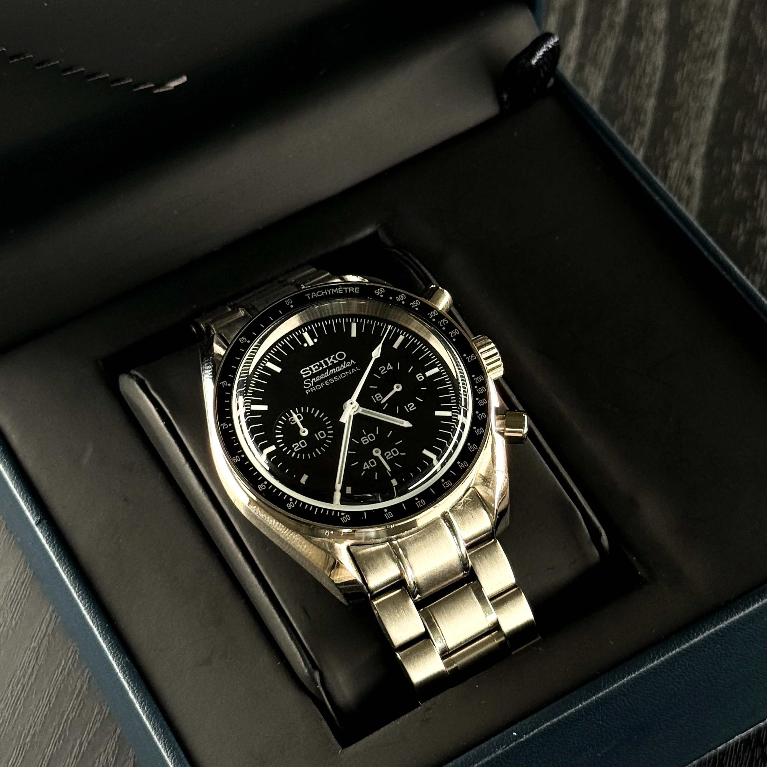 Seiko Mod Speedmaster Moonwatch | Black - Image 4