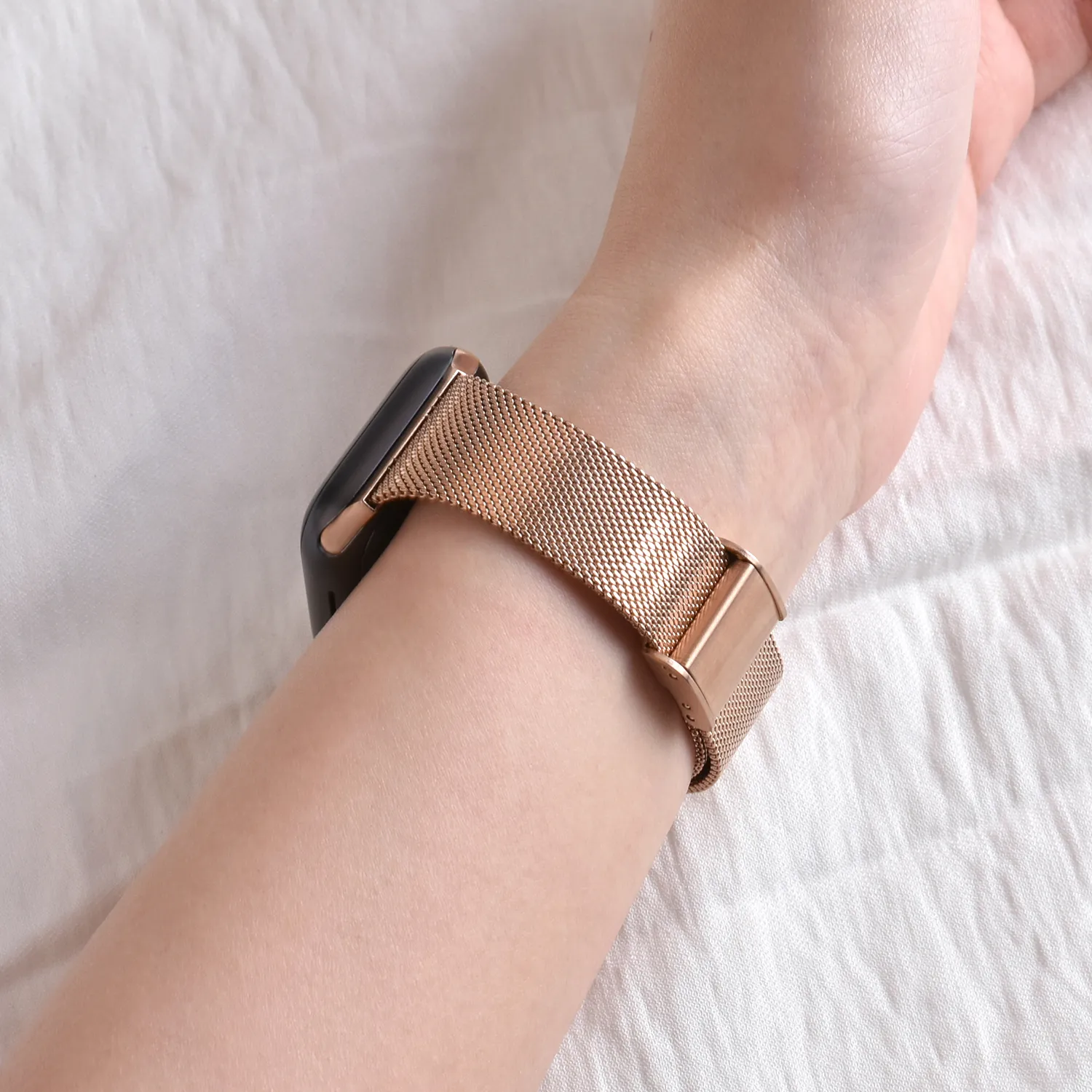 Slim Fit Metal Apple Watch Band - Image 20