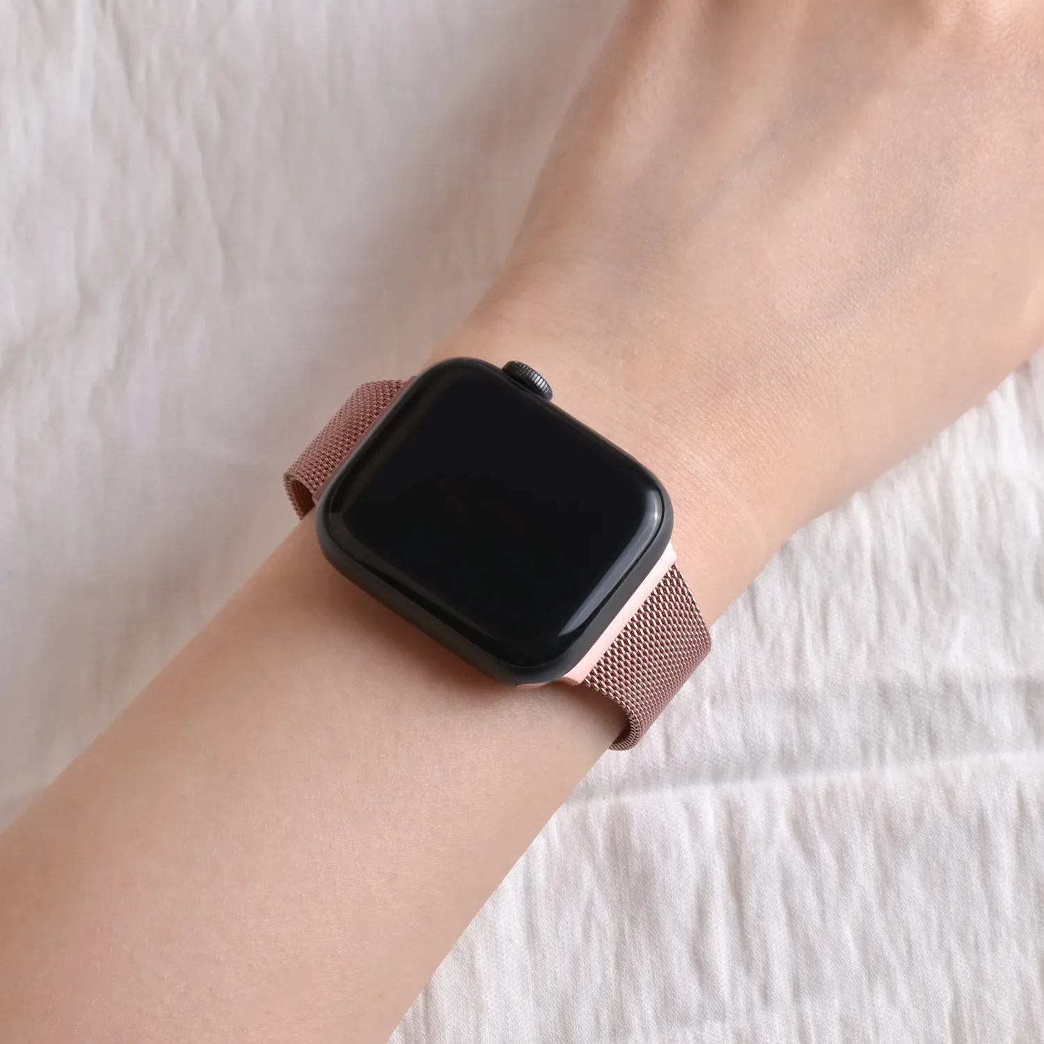 Slim Fit Metal Apple Watch Band - Image 22