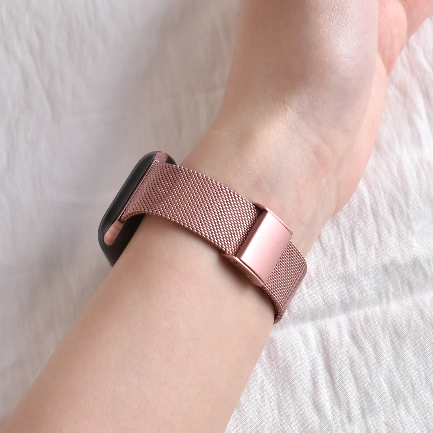 Slim Fit Metal Apple Watch Band - Image 23