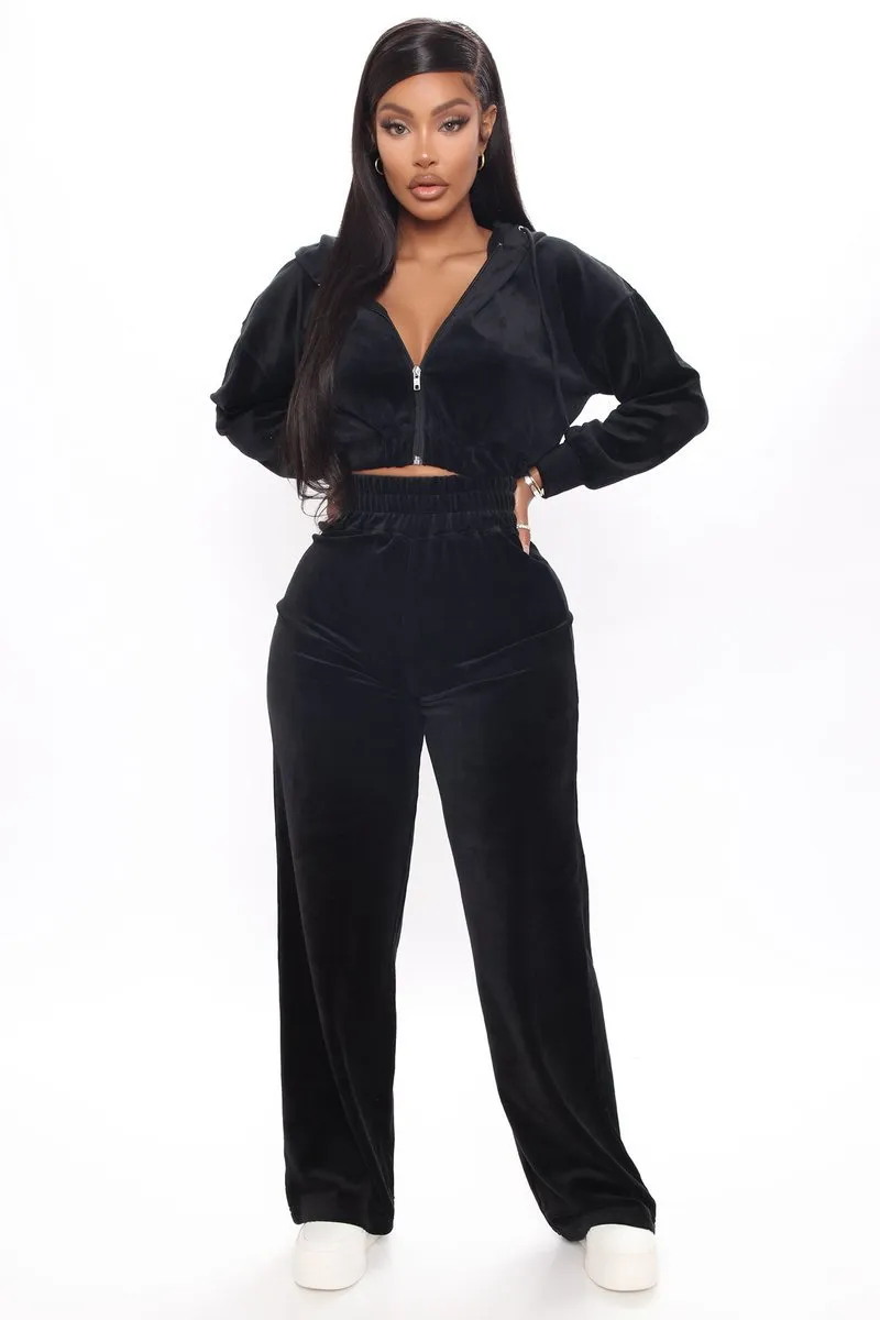 Solid Velvet Two Piece Tracksuit - Image 31
