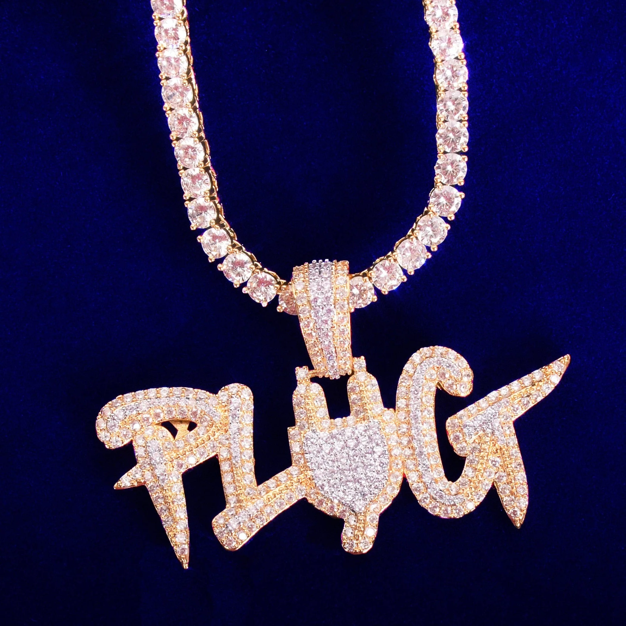 The Plug Two-tone Pendant Chain - Image 4
