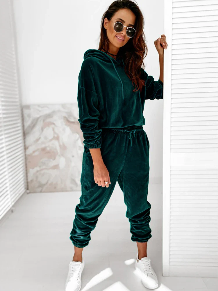 VVS Velvet Two Piece Set - Image 13