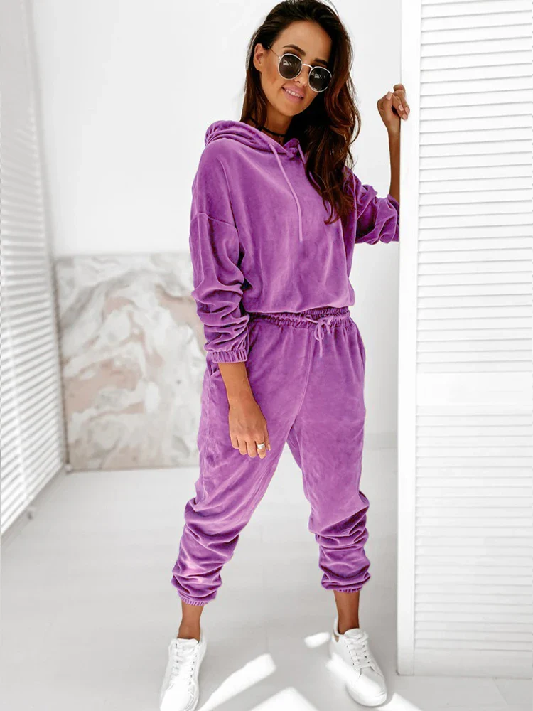VVS Velvet Two Piece Set - Image 15