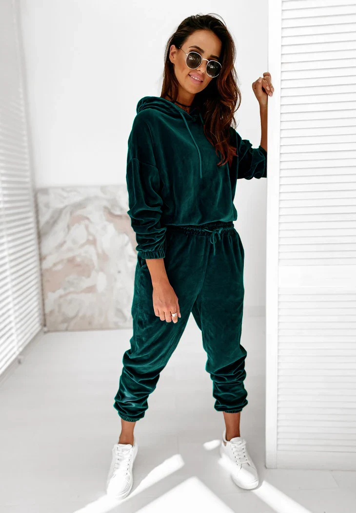 VVS Velvet Two Piece Set - Image 27