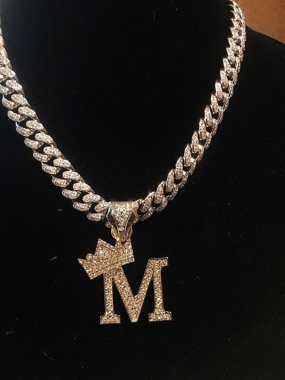 VVS Jewelry Gold Crowned Initial Cuban Pendant Chain - Image 7