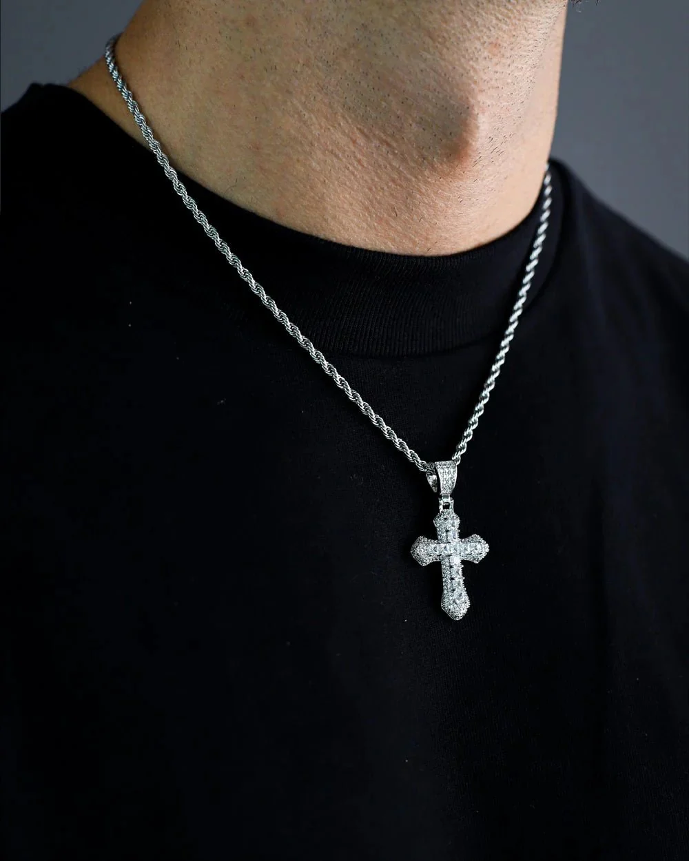 VVS Jewelry 925 Sterling Silver Classic Cross Necklace - Image 2