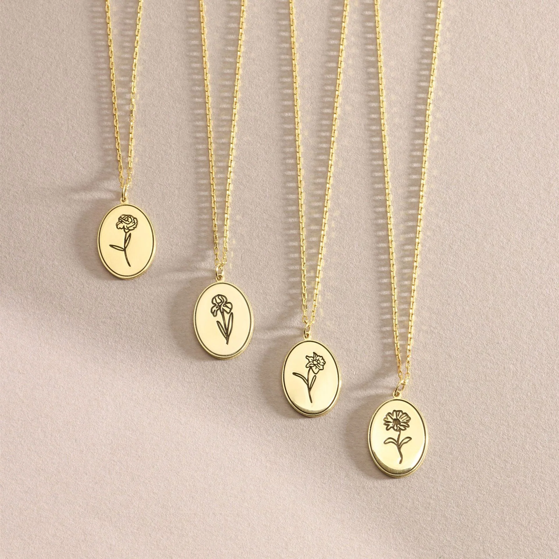 VVS Jewelry Birth Flower Necklace