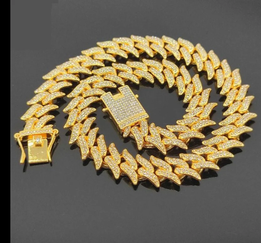 Cuban Link Spiky Thorn Dog Chain - Image 2