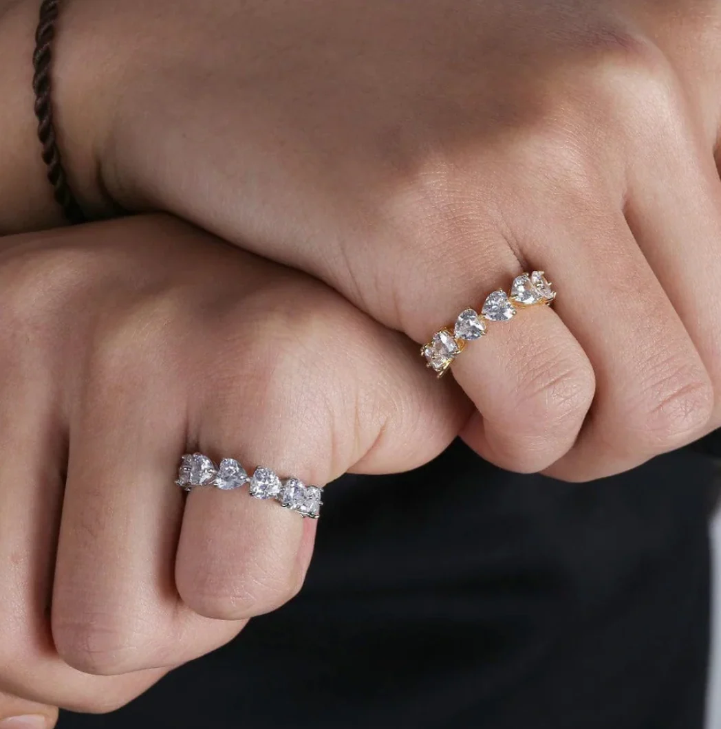 VVS Jewelry Heart Eternity Ring - Image 3