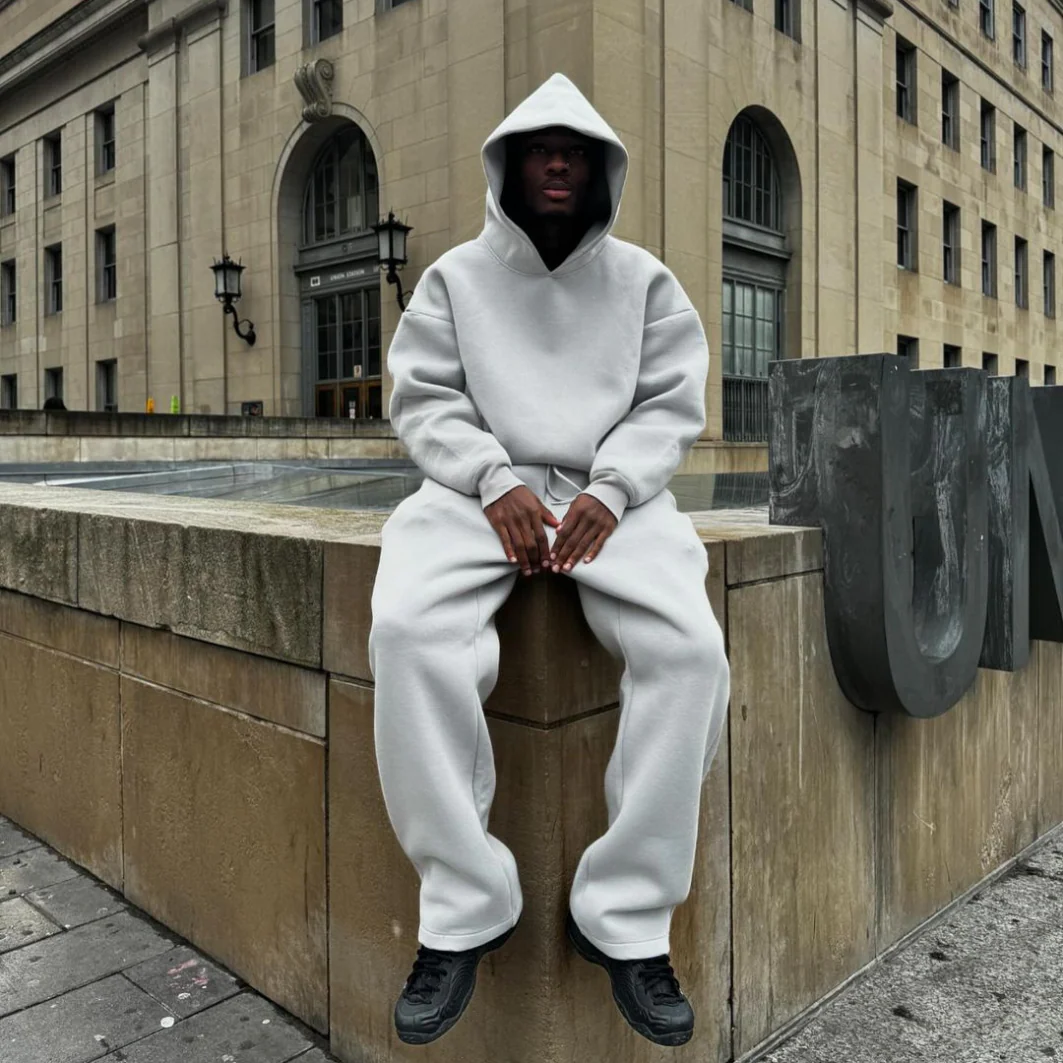 VVS Luxe Oversized Tracksuit - Image 3