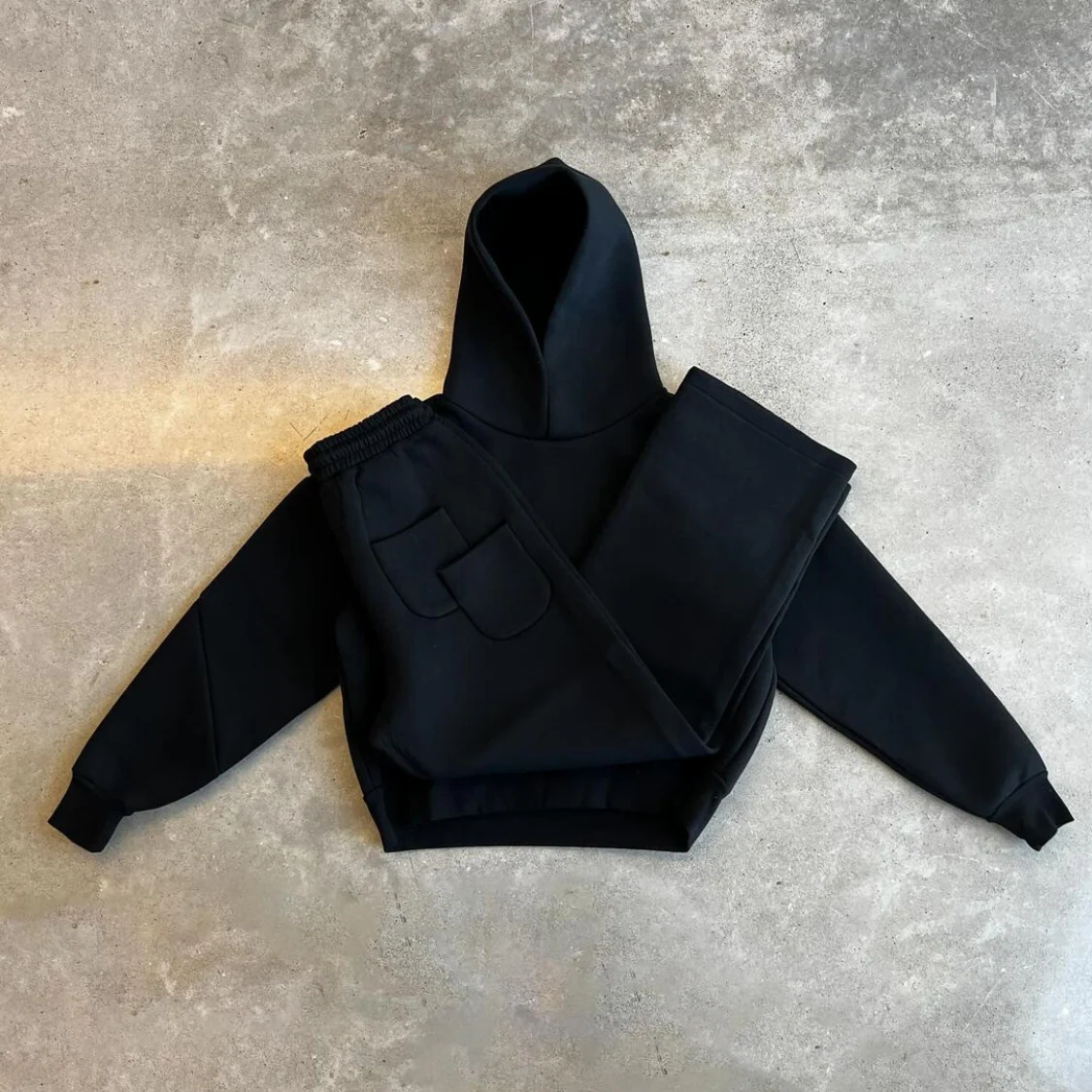 VVS Luxe Oversized Tracksuit - Image 6