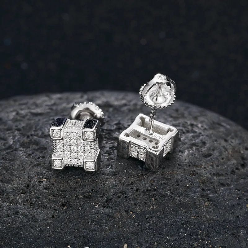 VVS Moissanite Square Diamond Stud Earring - Image 5