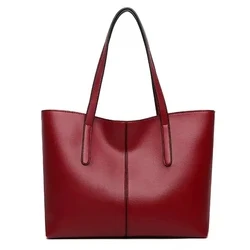 VVS Signature Leather Tote Bag - Image 4