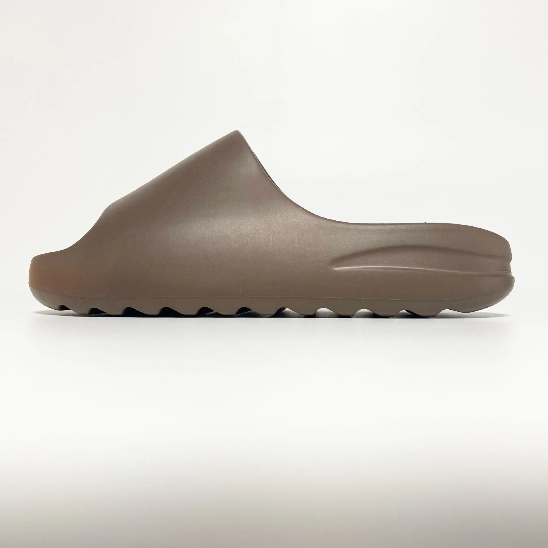 Yeezus Slides - Image 10