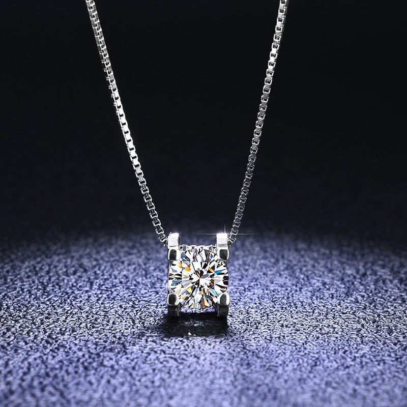 VVS1 Classic Moissanite Pendant 925 Silver Necklace - Image 7